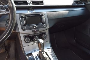 VOLKSWAGEN PASSAT B7 2.0