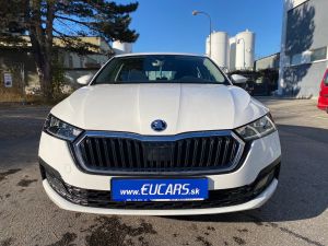 ŠKODA OCTAVIA SEDAN 1.5 TSI e-TEC 
