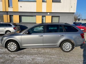 ŠKODA OCTAVIA 1.6 TDI COMBI AMBITION
