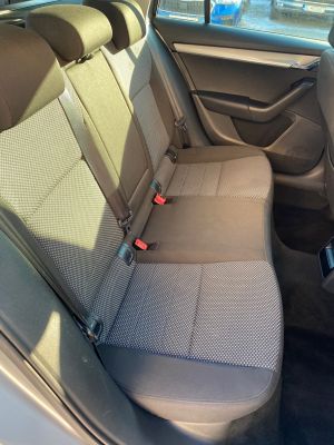 ŠKODA OCTAVIA 1.6 TDI COMBI AMBITION