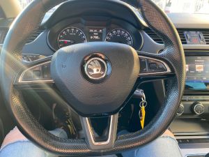 ŠKODA OCTAVIA 1.6 TDI COMBI AMBITION