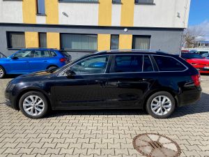 ŠKODA OCTAVIA 1.6 DSG COMBI AMBITION