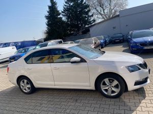 ŠKODA OCTAVIA 1.6 TDI AMBITION