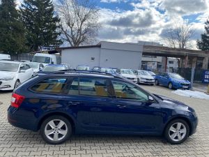 ŠKODA OCTAVIA 1.6 TDI COMBI AMBITION