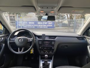 ŠKODA OCTAVIA 1.6 TDI COMBI AMBITION