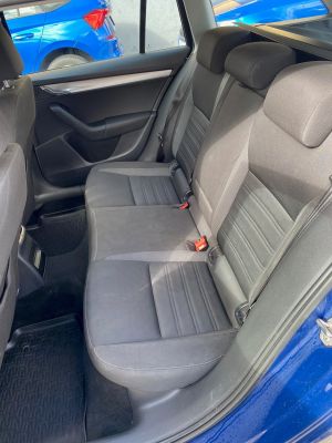 ŠKODA OCTAVIA 1.6 TDI COMBI AMBITION