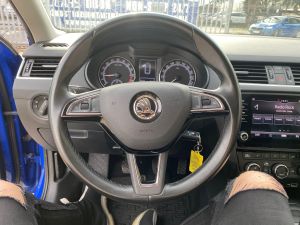 ŠKODA OCTAVIA 1.6 TDI COMBI AMBITION