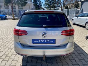 VOLKSWAGEN PASSAT COMBI VARIANT 176KW