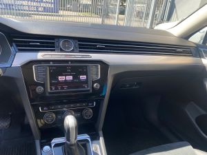 VOLKSWAGEN PASSAT COMBI VARIANT 176KW
