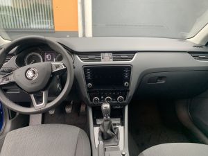 ŠKODA OCTAVIA COMBI 2.0 TDI AMBITION