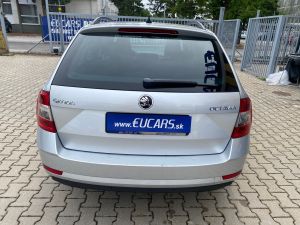 ŠKODA OCTAVIA COMBI 1.6 TDI DSG AMBITION