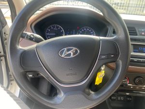 HYUNDAI i20 1.25i HATCHBACK