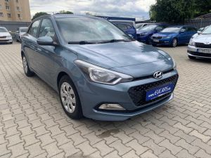 HYUNDAI i20 1.25i HATCHBACK