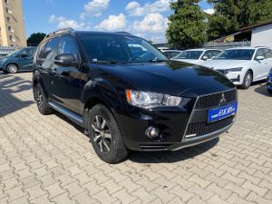 MITSUBISHI OUTLANDER 2.4 MIVEC 4x4 CVT