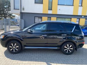 MITSUBISHI OUTLANDER 2.4 MIVEC 4x4 CVT