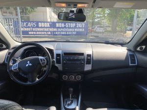 MITSUBISHI OUTLANDER 2.4 MIVEC 4x4 CVT
