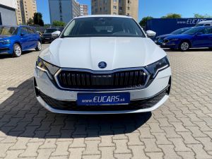 ŠKODA OCTAVIA COMBI 1.5 TSI e-TEC 