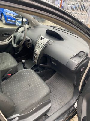 TOYOTA YARIS 1.3 VVT-i