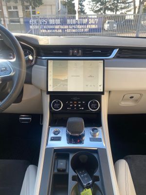 JAGUAR F-PACE SVR 5.0 V8 405KW AWD