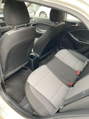 HYUNDAI i20 1.25i HATCHBACK