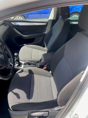 ŠKODA OCTAVIA 1.6 TDI COMBI AMBITION