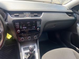 ŠKODA OCTAVIA 1.6 TDI COMBI AMBITION
