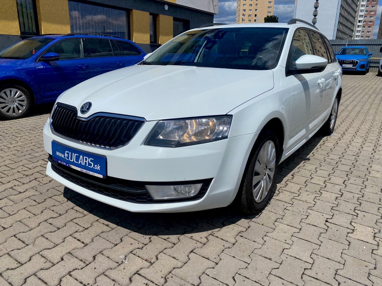 ŠKODA OCTAVIA 1.6 TDI COMBI AMBITION