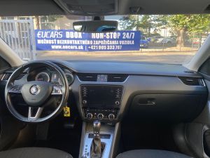 ŠKODA OCTAVIA COMBI 1.6 TDI DSG AMBITION