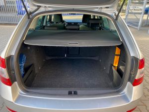 ŠKODA OCTAVIA COMBI 1.6 TDI DSG AMBITION