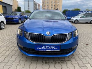 ŠKODA OCTAVIA COMBI 2.0 TDI DSG AMBITION