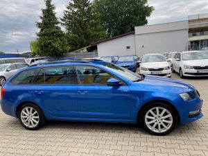 ŠKODA OCTAVIA COMBI 2.0 TDI DSG AMBITION