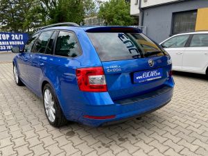 ŠKODA OCTAVIA COMBI 2.0 TDI DSG AMBITION