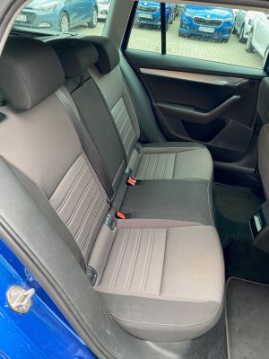 ŠKODA OCTAVIA COMBI 2.0 TDI DSG AMBITION