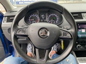 ŠKODA OCTAVIA COMBI 2.0 TDI DSG AMBITION