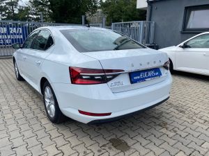 ŠKODA SUPERB SEDAN 2.0 TDI STYLE