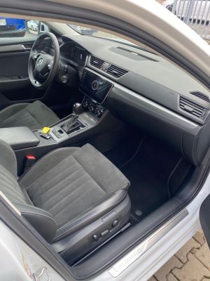 ŠKODA SUPERB SEDAN 2.0 TDI STYLE