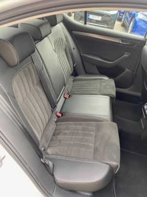 ŠKODA SUPERB SEDAN 2.0 TDI STYLE