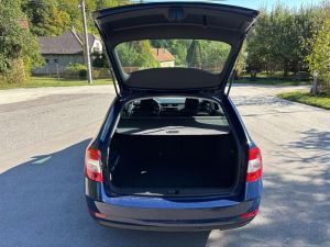 ŠKODA OCTAVIA 1.6 TDI COMBI AMBITION