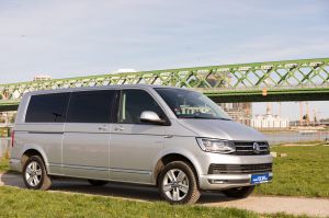 VOLKSWAGEN CARAVELLE 2.0 TDI  9-miestny