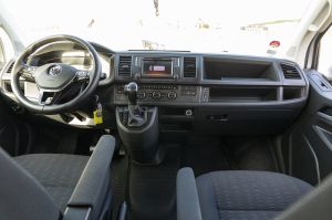 VOLKSWAGEN CARAVELLE 2.0 TDI  9-miestny