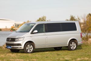 VOLKSWAGEN CARAVELLE 2.0 TDI  9-miestny