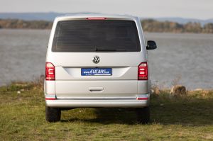 VOLKSWAGEN CARAVELLE kombi 2.0 TDI 9-miestna