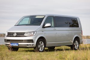 VOLKSWAGEN CARAVELLE kombi 2.0 TDI 9-miestna